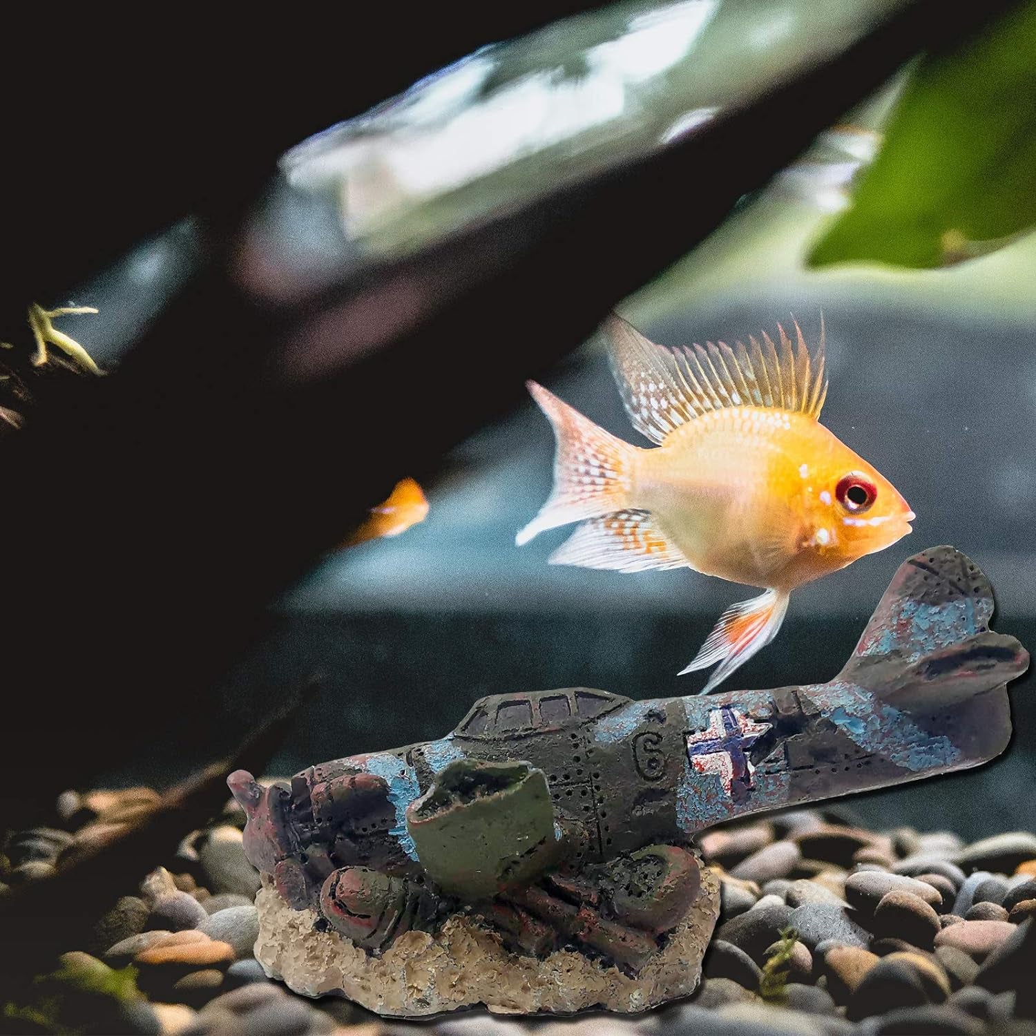 "Transform Your Betta's Home with a Cool Fighter Plane Ornament! 🛩️✨ Perfect Resin Decoration for Small Aquariums - 3.2x1.8x1.8 Inches!"